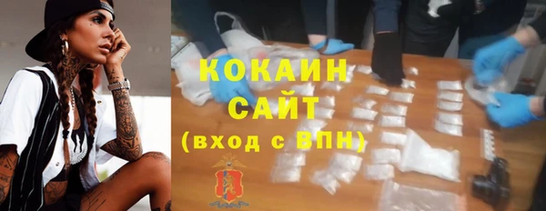 твердый Аксай